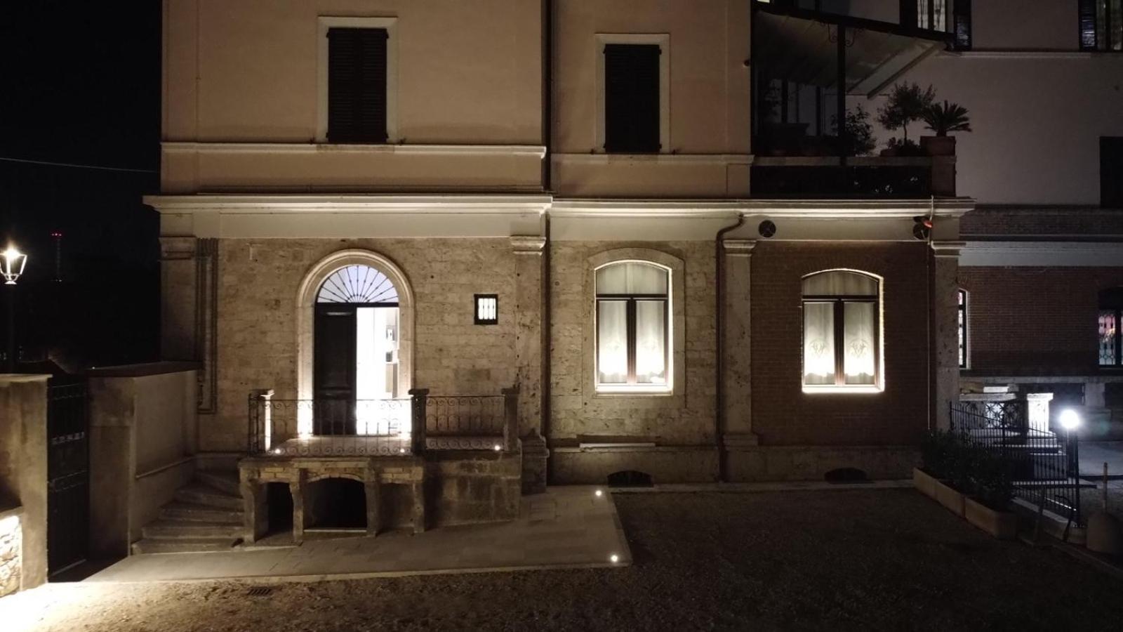 Villino Mari Camere Con Parcheggio Privato Gratuito アスコリ・ピチェーノ エクステリア 写真
